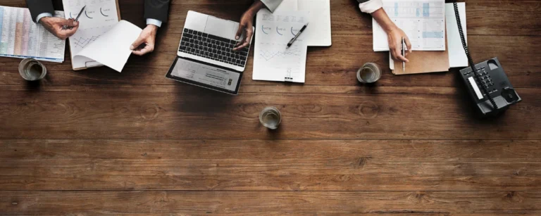 Representational image of workplace collaboration. Google's AI & Economy ATLAS study found workplace AI is primarily used to assist with specific tasks rather than fully automate them.
