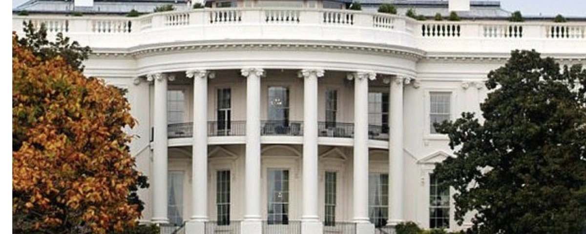 The White House in Washington, D.C., where Trump administration officials are expected to meet representatives from leading AI companies to discuss a voluntary AI model-testing framework.
